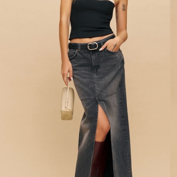 Reformation Tazz denim maxi (black) - Picture 2 of 3